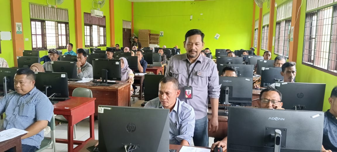 183 Peserta Calon Anggota Panwaslih Kecamatan Ikuti Ujian CAT
