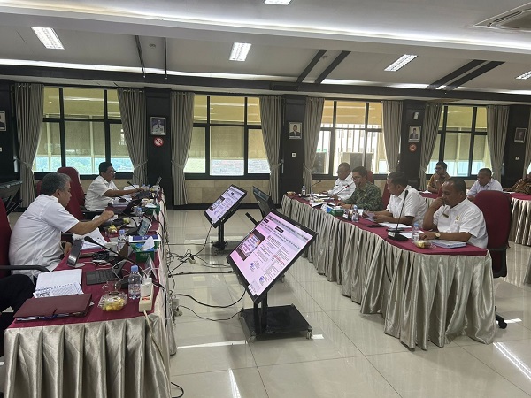 Pj Bupati Sampaikan Laporan Triwulan IV Di Itjen Kemendagri