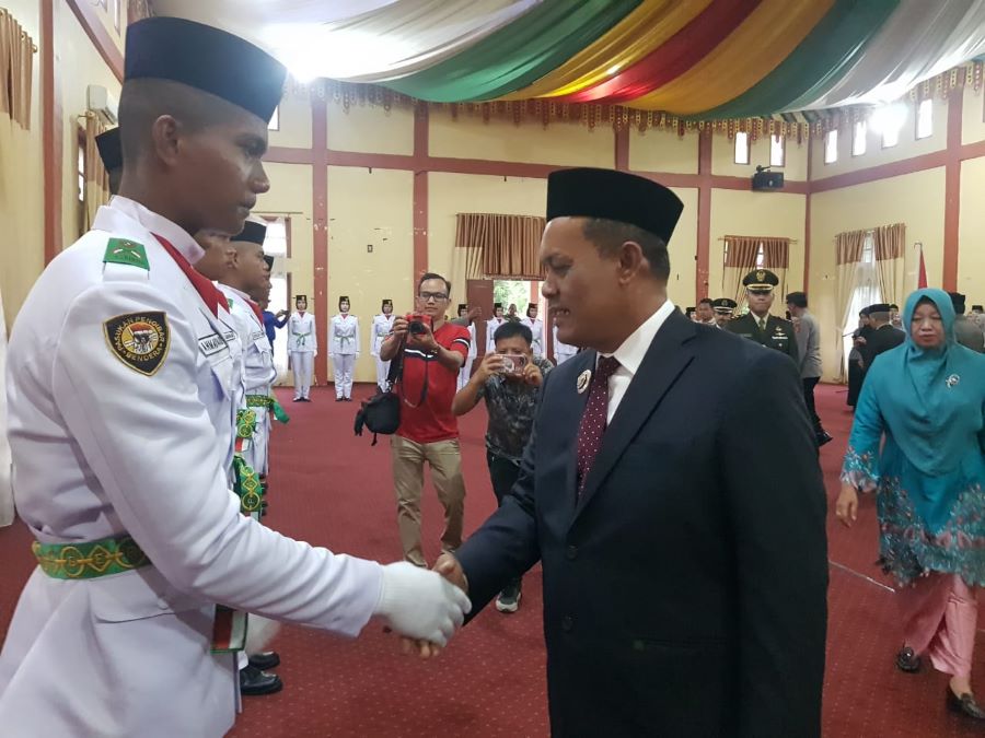 Pj Wali Kota Kukuhkan Paskibaraka Subulussalam