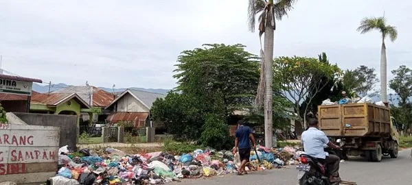 Sampah Panyabungan 120 M3/Hari