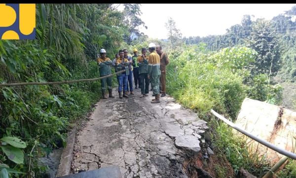 Jalan Terputus, Sibanggor-Maga Pasar Akan Dilebarkan Dan Pasang Bronjong