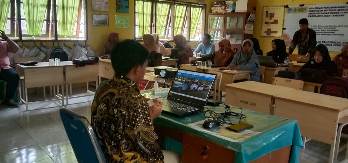 Guru SD Dilatih Susun Kurikulum Mitigasi Bencana