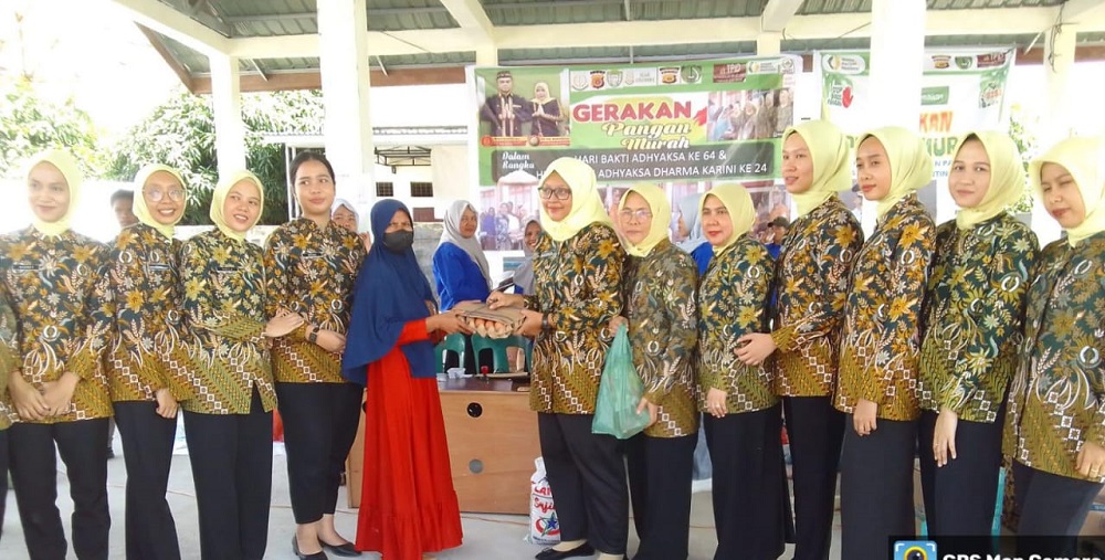 Kantor Kejari Singkil Diserbu Warga