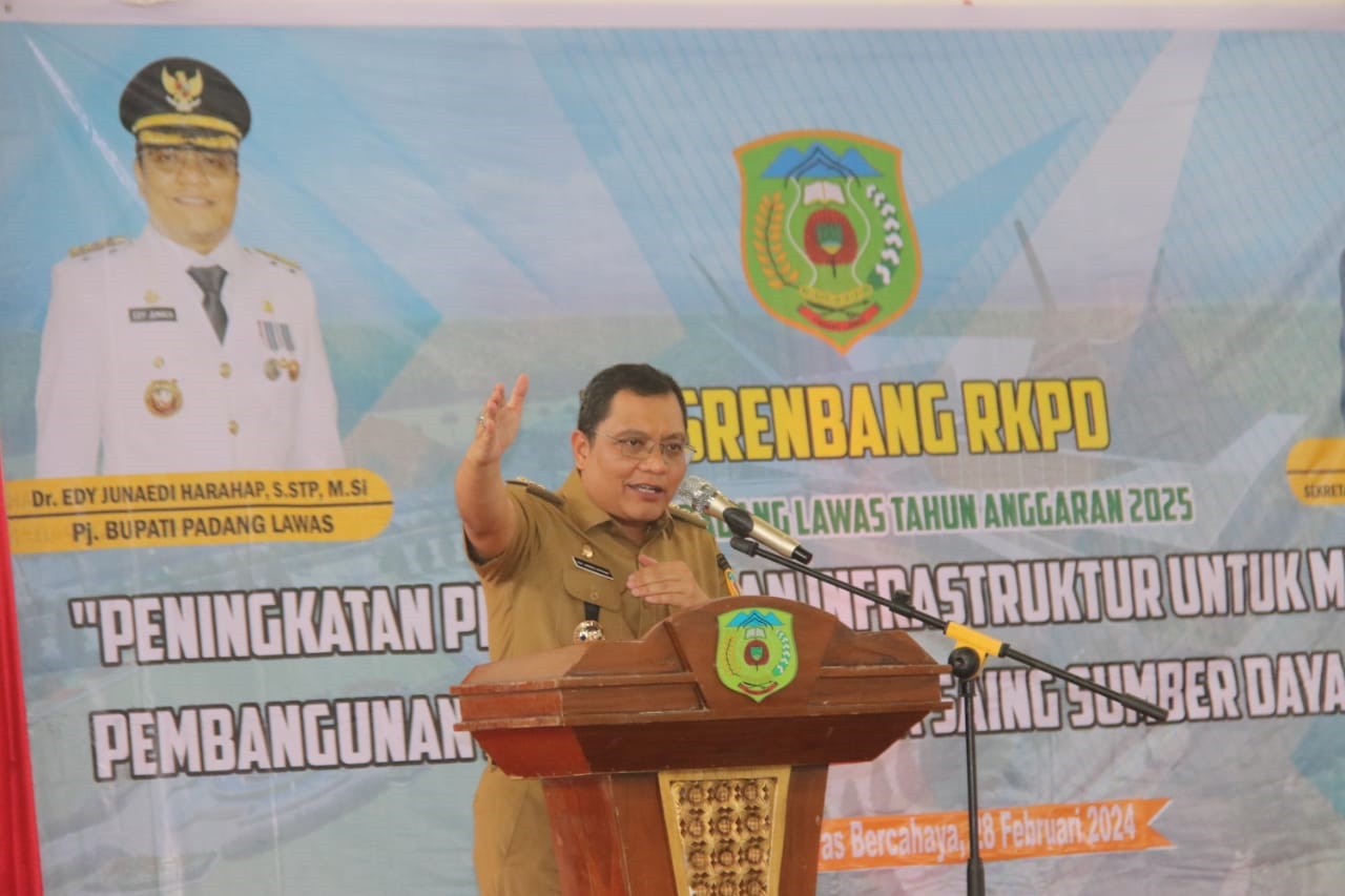 Pj Bupati Padanglawas Buka Musrenbang RKPD 2025