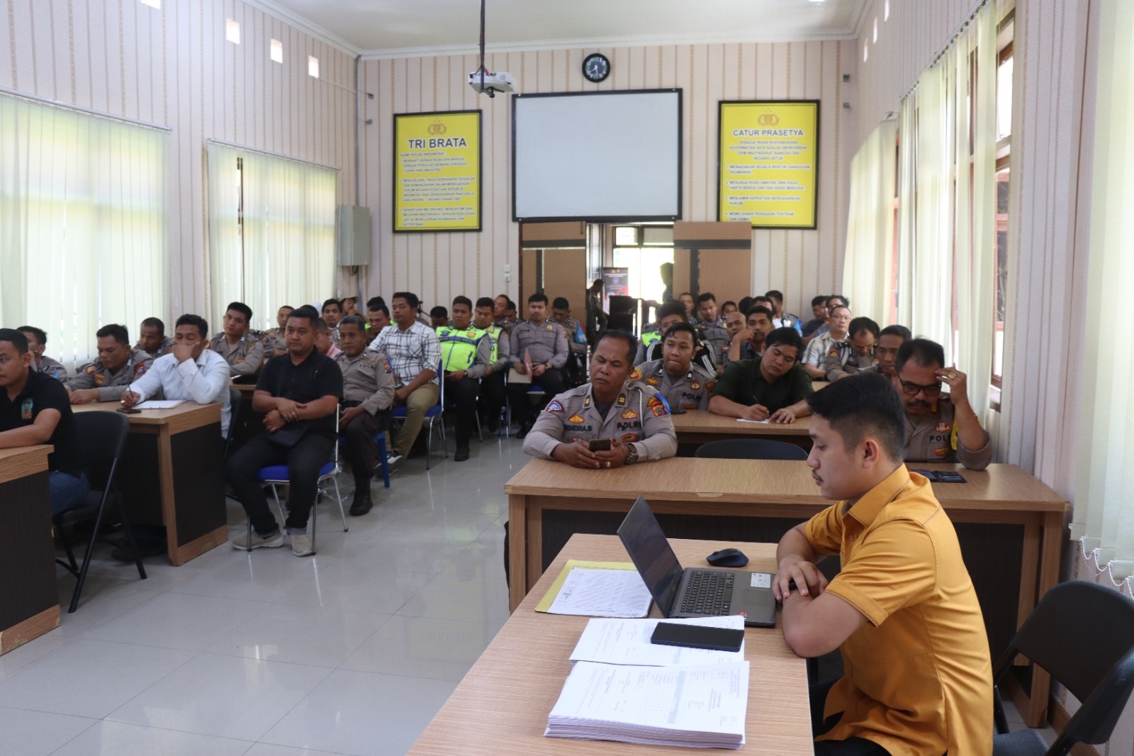 Personel Polres Humbahas Test Psikologi Pemakaian Senpi