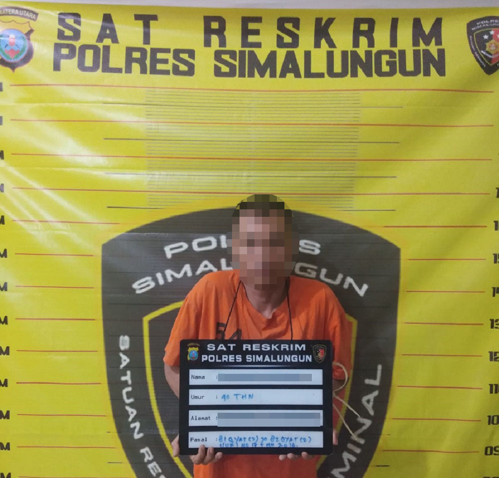 Cabuli 2 Putri Kandung Saat Istri Bekerja