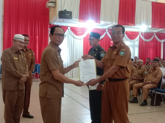 389 PNS Aceh Selatan Terima SK Kenaikan Pangkat
