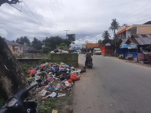 Panyabungan Bersih Jam 08.00