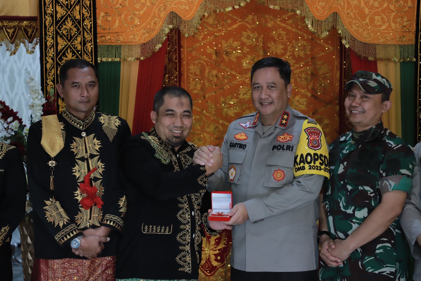 Pj Bupati Iswanto Sambut Kunker Kapolda Di Polres Aceh Besar