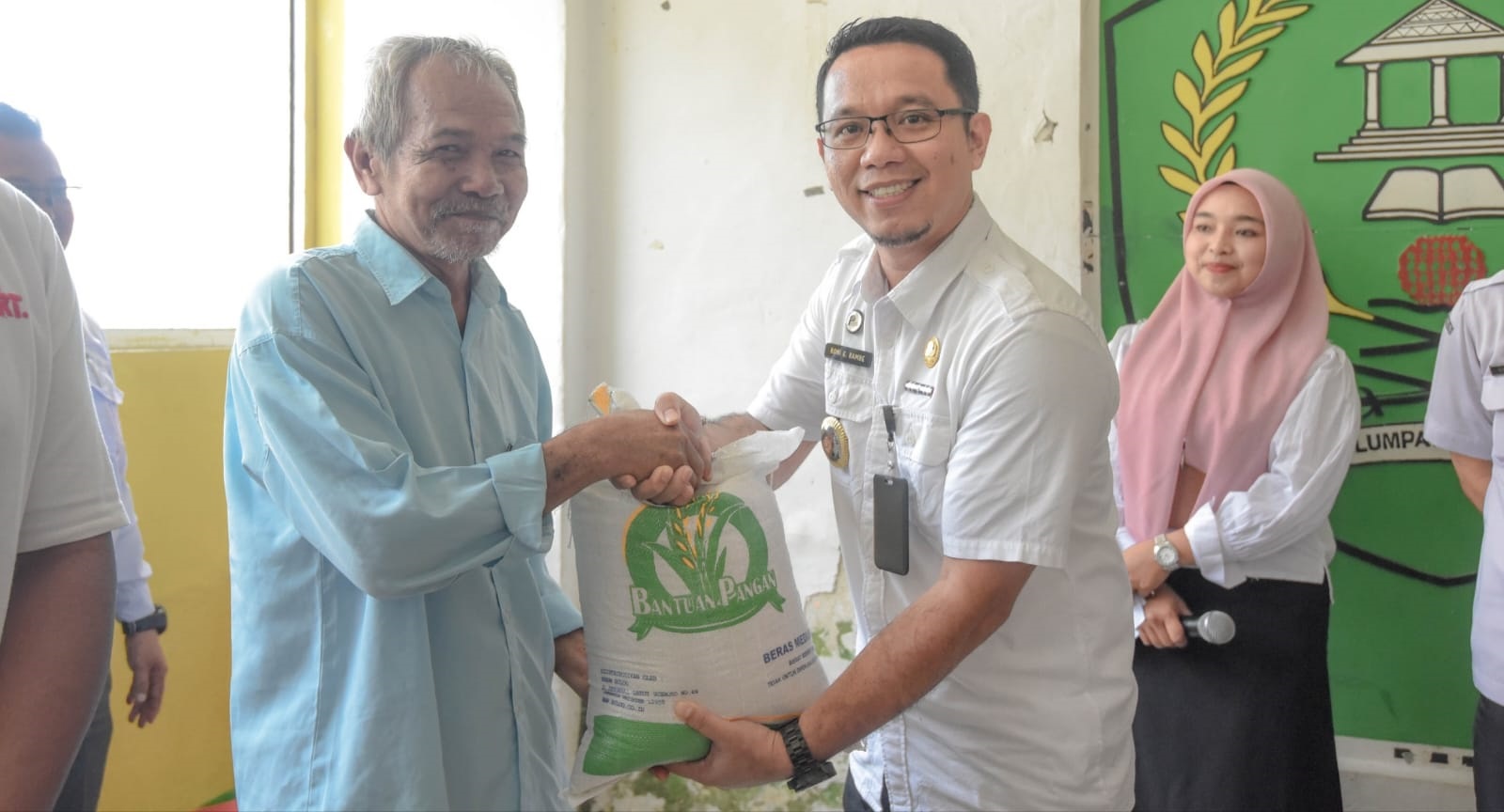 11.842 KPM Di Padangsidimpuan Terima Bantuan Pangan