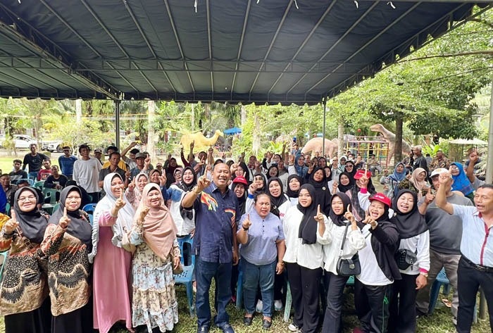 Foto-foto Bang Ondim Silaturahmi Bersama Masyarakat Di Desa Pantai Gemi