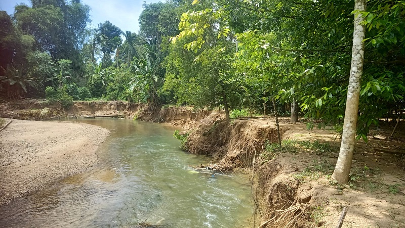 Erosi Sungai Krueng Tangan-tangan Kian Mengganas, Ancam Pemukiman Penduduk