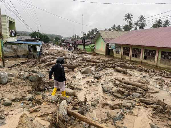 Warga Agara Menangis, Banjir Bandang Telan Korban, Puluhan Rumah Rusak