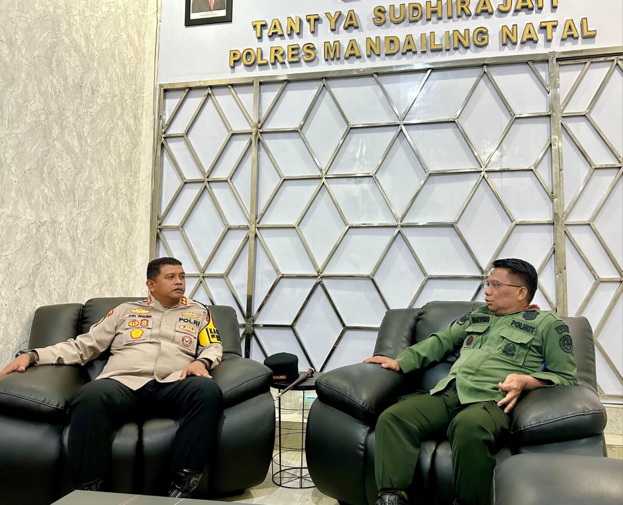 Tingkatkan Sinergitas, Kepala Balai TNBG Temui Kapolres
