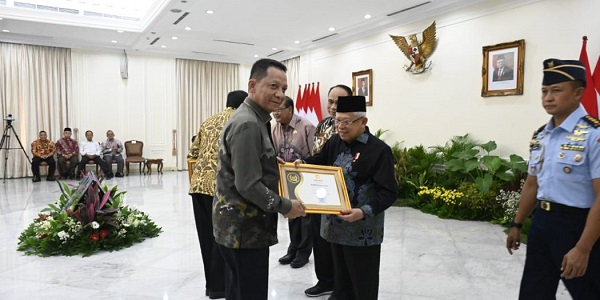 Pemerintah Aceh Peringkat I Nasional Anugerah Keterbukaan Informasi Publik Tahun 2023
