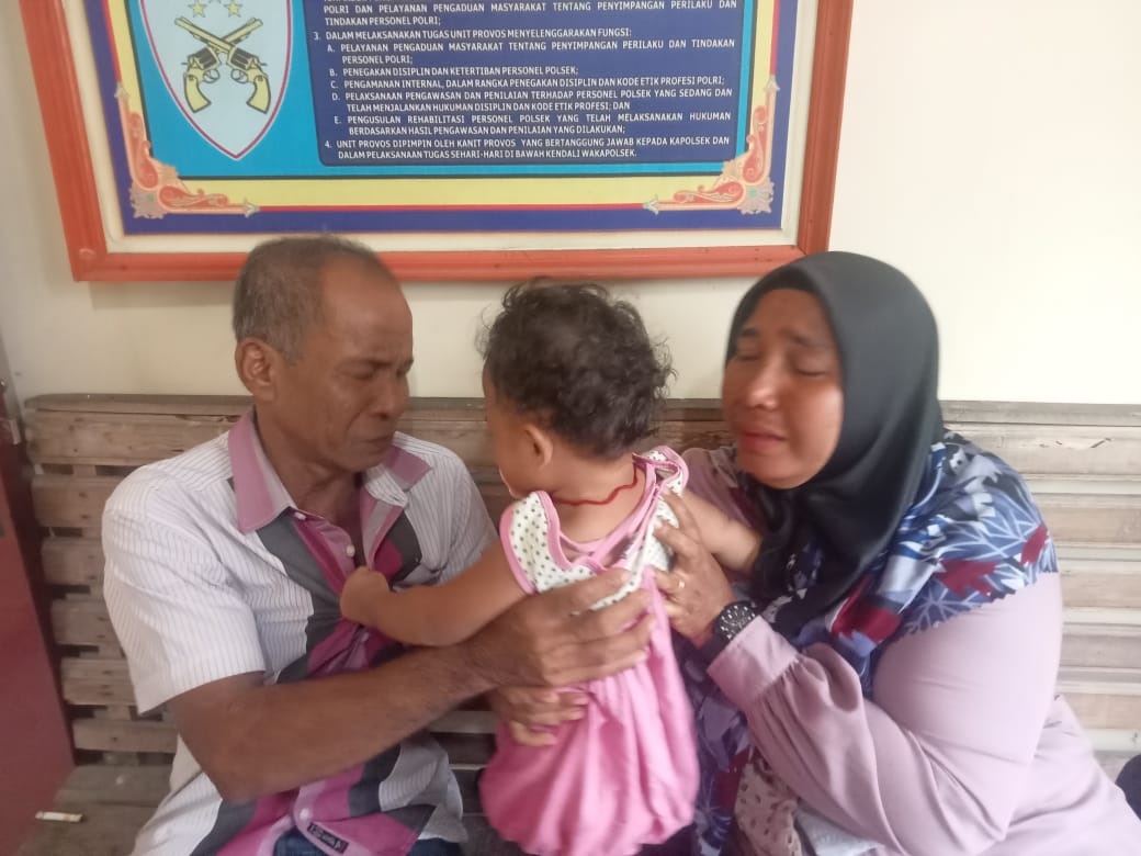Lewat Bantuan Polisi, Nurhazizah Akhirnya Bertemu Sang Anak
