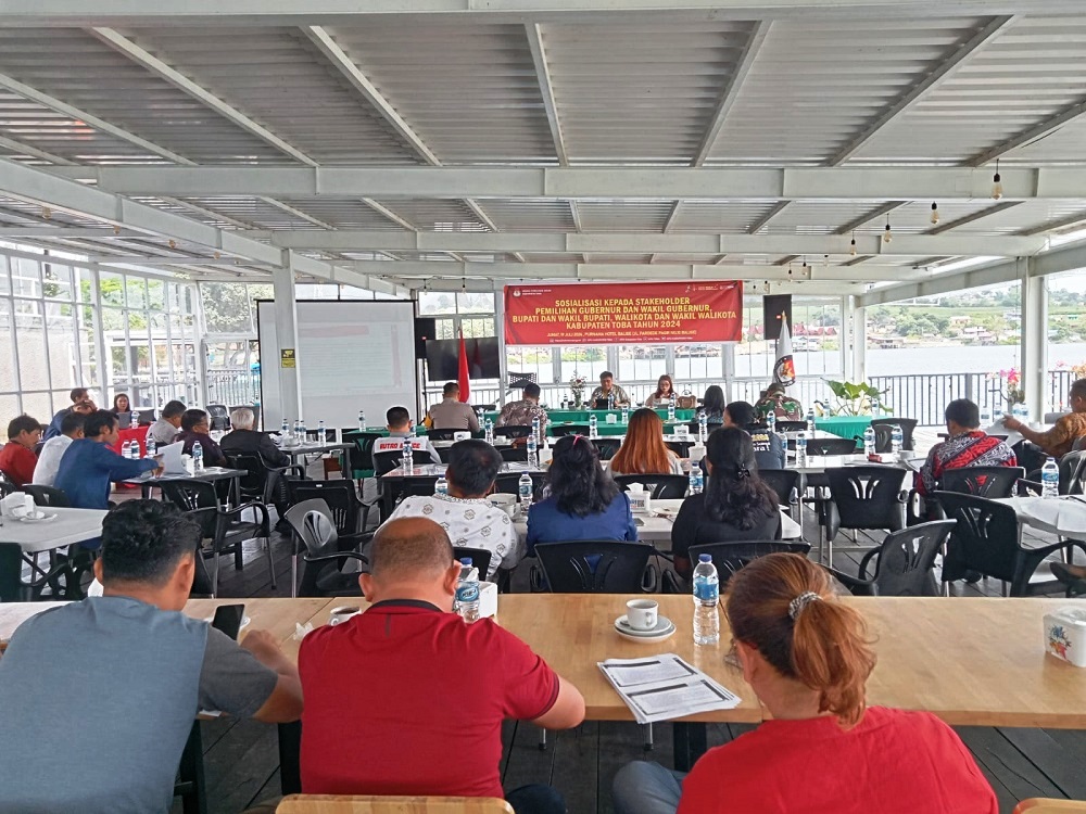 KPU Toba Gelar Sosialisasi Pemilihan Gubernur Dan Bupati