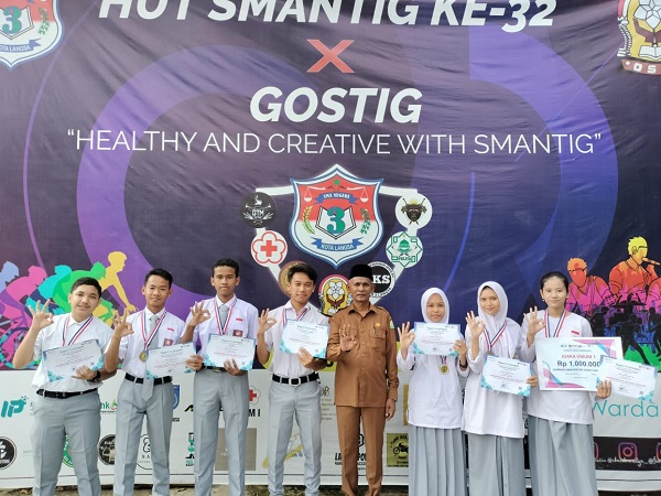 Delapan Siswa SMAN 3 Langsa Ukir Prestasi Di POSI Unimed Medan
