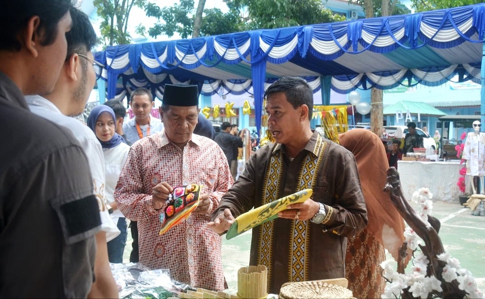 PKM UM Tapsel Munculkan Kreasi Pengolahan Limbah