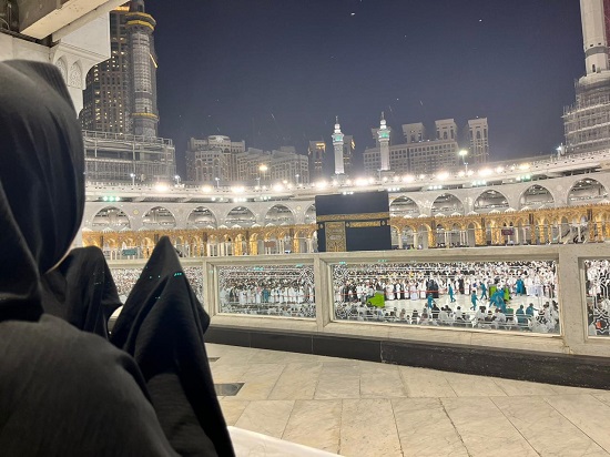 Di Tanah Suci Makkah, Atika Bermunajat Untuk Kesejahteraan Dan Kemajuan Kabupaten Madina