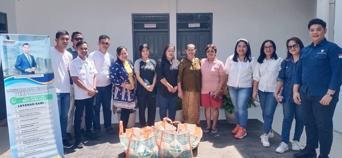 BNI Balige Dan “Hive Five” Bantu 1,2 Ton Beras Korban Kebakaran Pasar Tarutung