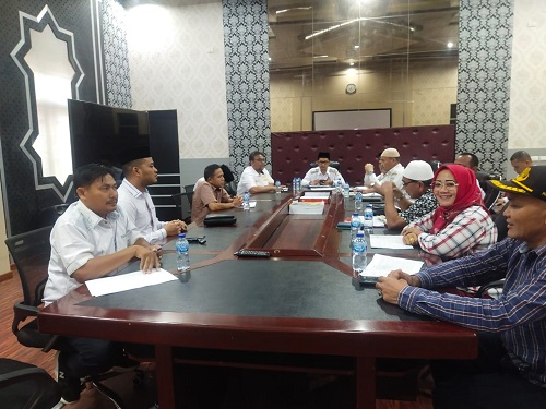 Kesbangpol Agara Bentuk Tim Tertibkan LSM Abal-abal