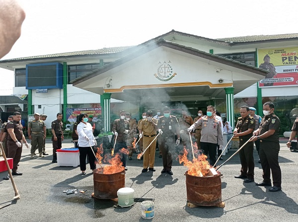 Kejari Binjai Musnahkan 24,23 Gram Sabu