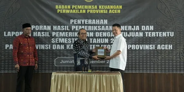 Pemerintah Aceh Terima Laporan Hasil Pemeriksaan Atas Kinerja Percepatan Penurunan Stunting Dari BPK-RI