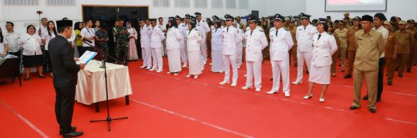 Pj Sekda P.Siantar Lantik 100 Pejabat Eselon III Dan IV
