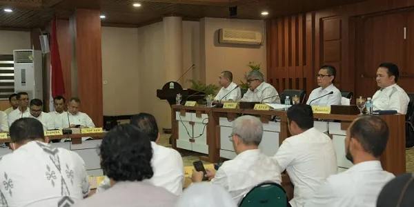 Sekda Buka Rapat Percepatan Pensertifikatan Tanah Milik Pemerintah Aceh