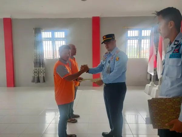 32 WBP Rutan Klas IIB Humbahas Kumham Sumut Dapat Remisi Natal