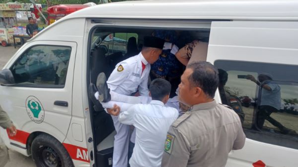 Upacara HUT Ke-78 RI Di Panyabungan, 2 Pelajar Pingsan