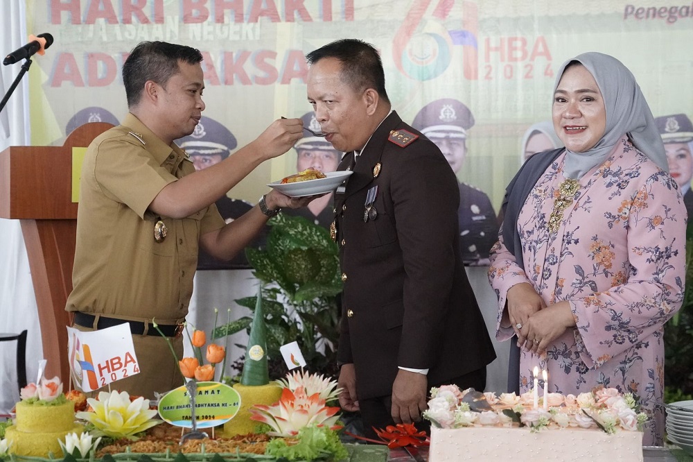 Pj Wali Kota Hadiri Perayaan HBA Ke-64 Di Kejari Tebingtinggi