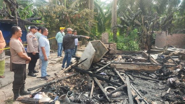 2 Remaja Tewas Terbakar Di Batubara