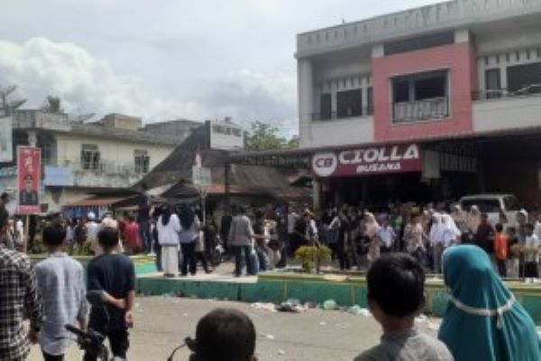 Bentrok Karnaval HUT Ke-78 RI Di Panyabungan, 5 Luka-luka