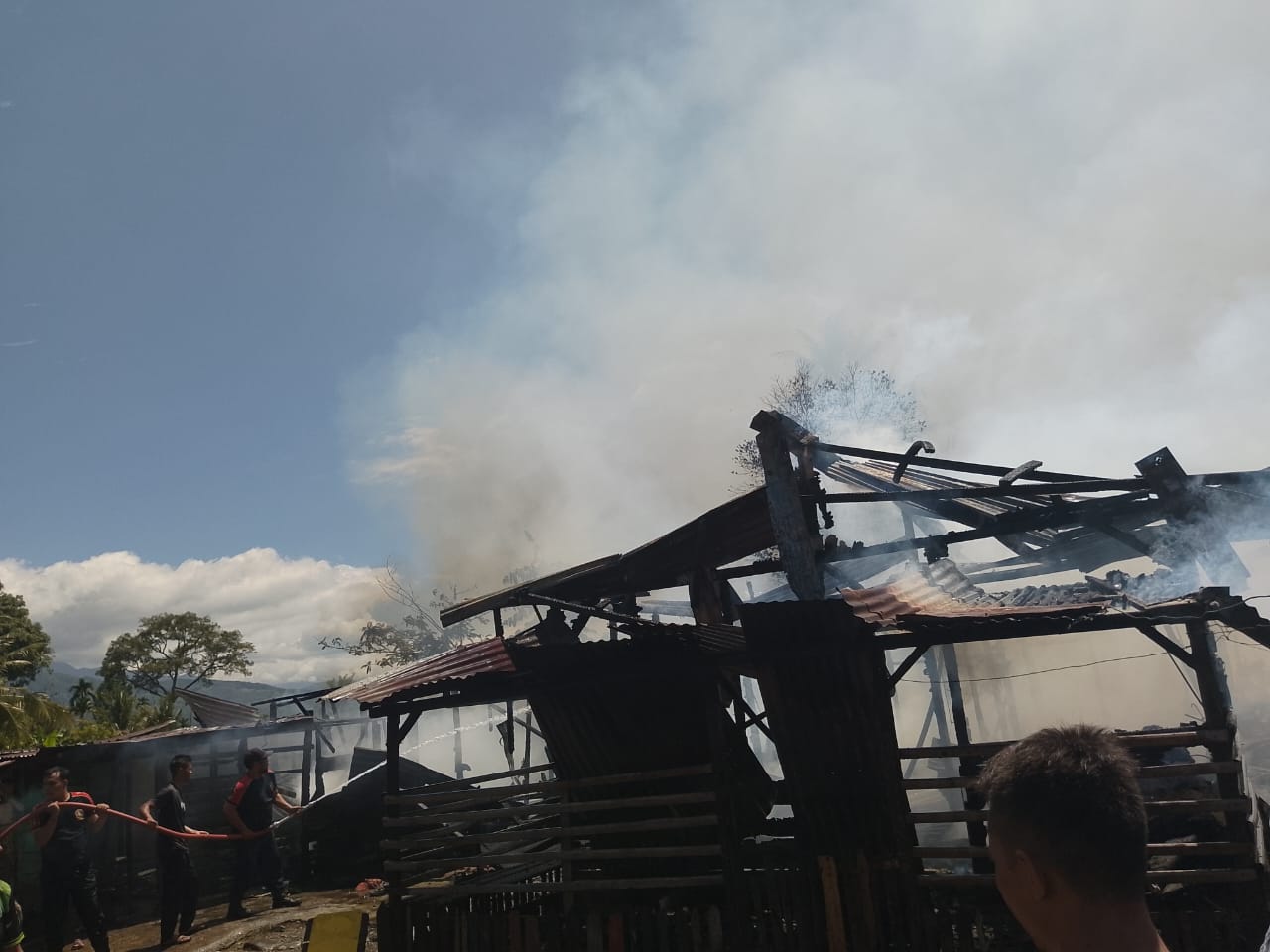 Hari Ini, Dua Rumah Ludes Terbakar Di Agara