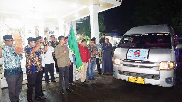 Pj Wali Kota Langsa Lepas 108 Kafilah MTQ Ke Simeulue