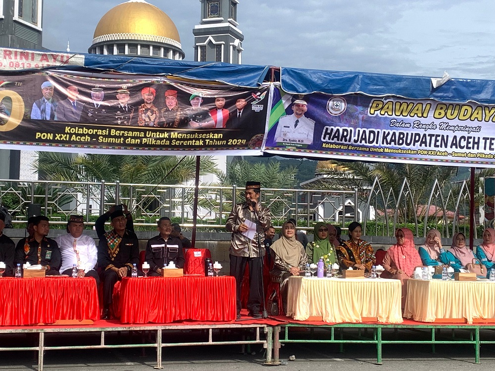 Sambut HUT Ke-50 Agara, Pj Bupati Lepas Ribuan Peserta Pawai Budaya