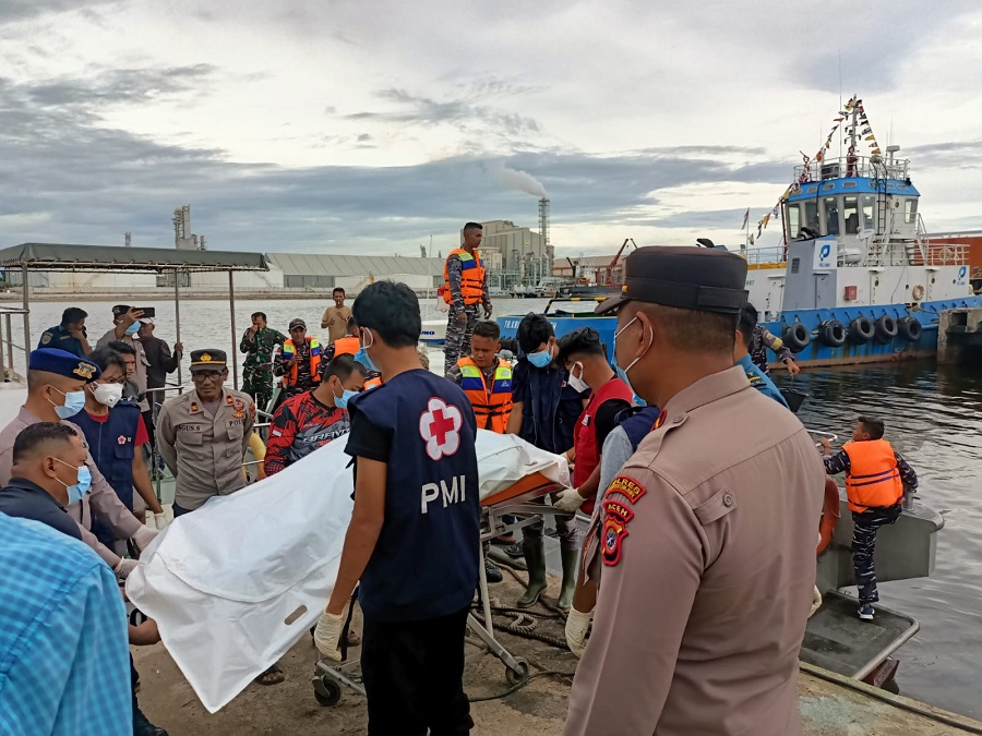 Mayat Tanpa Identitas Dievakuasi Di Pelabuhan Krueng Gekueh