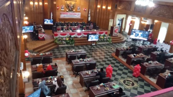 Rapat Paripurna DPRD Asahan Hanya Dihadiri 26 Anggota