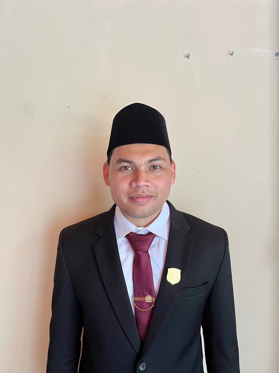 Ubudiya Husein Anggota DPRD Padanglawas Termuda