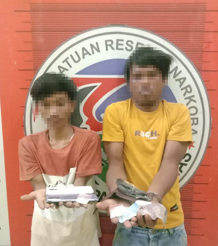 Dua Warga Paran Julu Diduga Pengedar Narkoba Diamankan Polisi