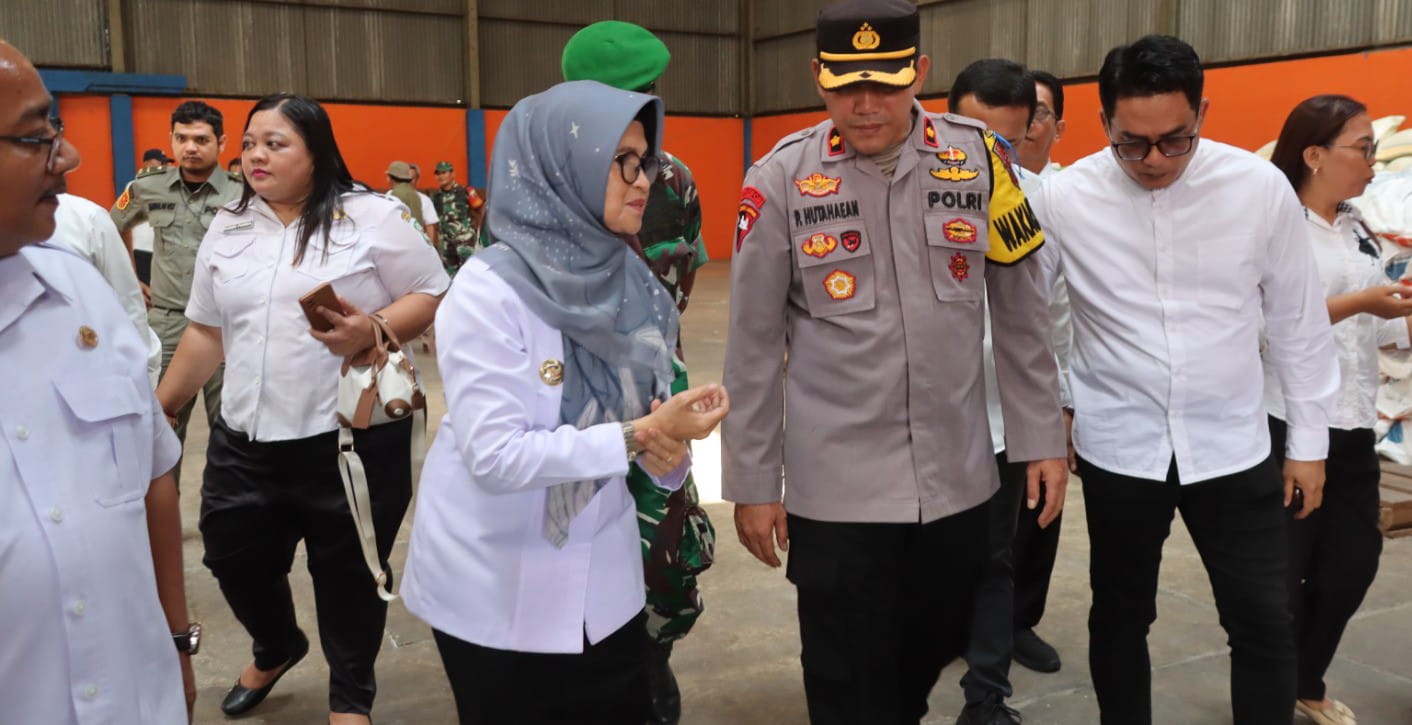 Wakapolres P.Siantar Bersama Forkopimda Sidak Harga Dan Stok Kebutuhan Pokok