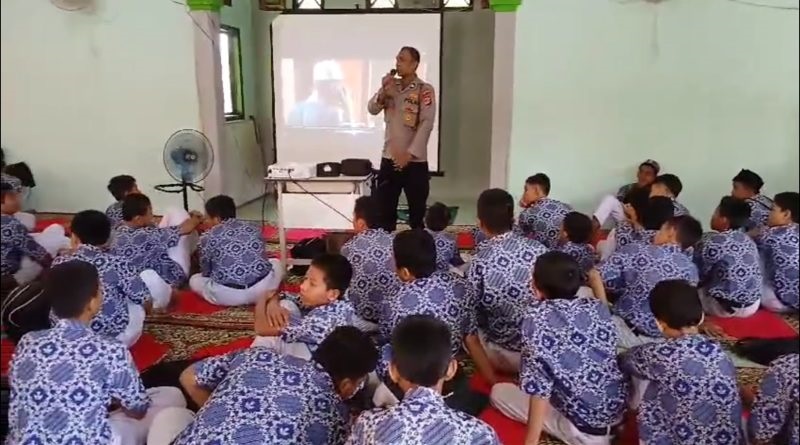Pelajar SMP 17 Banda Aceh Ikuti Penyuluhan Tata Tertib Berlalu Lintas