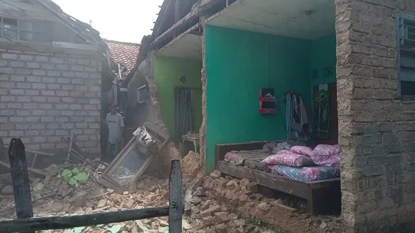 Breaking News: Video Kerusakan Pasca Gempa Cianjur