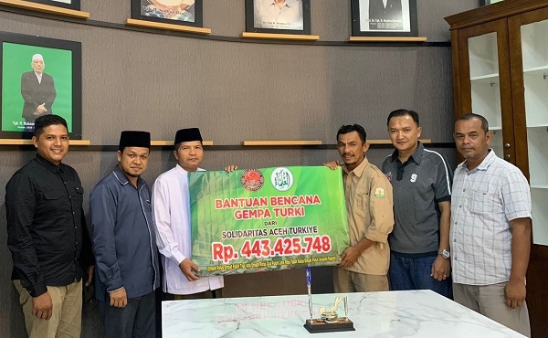 SAT Serahkan Donasi Bangun Masjid Aceh Di Turkiye