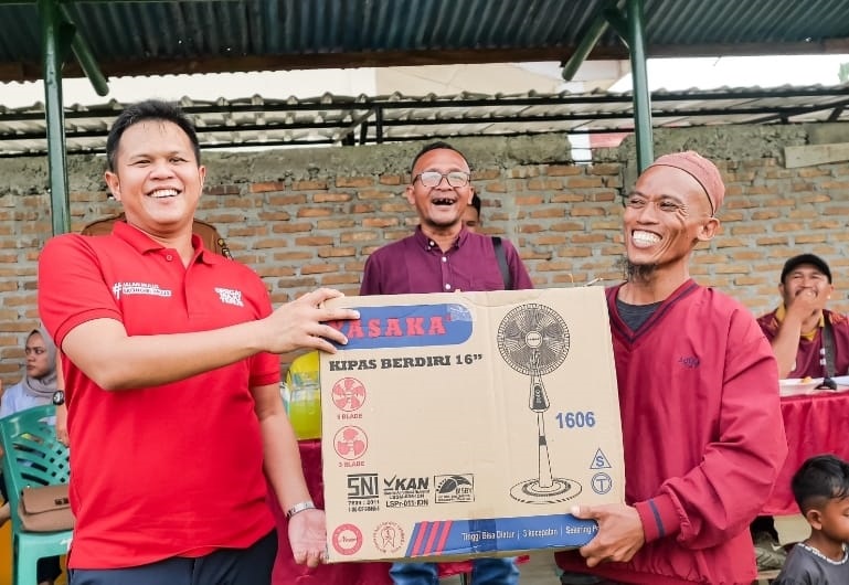 Pedagang Akui Penjualan Meningkat Berkat Turnamen Bola