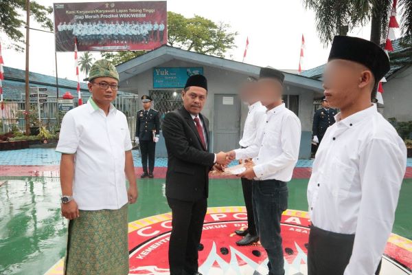 1.184 Narapidana Lapas Tebingtinggi Terima Remisi Umum