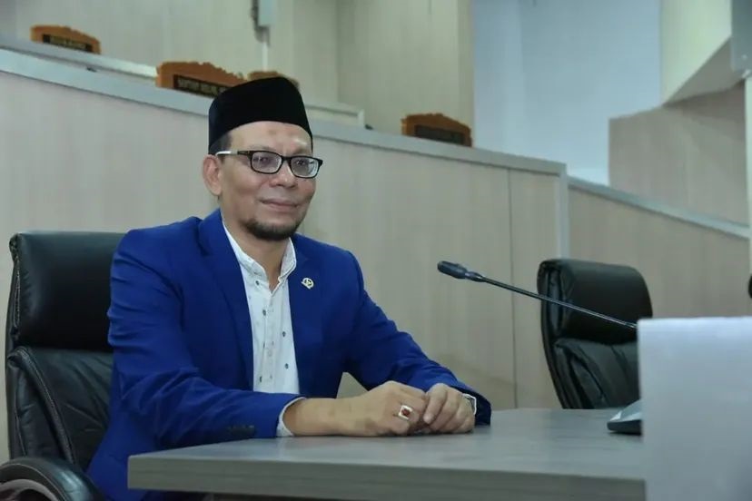 Dewan Minta Pemko Rapikan Kabel Di Jalan Protokol