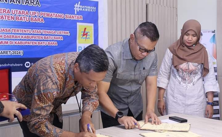 Pemkab Batubara - PT PLN Teken MoU